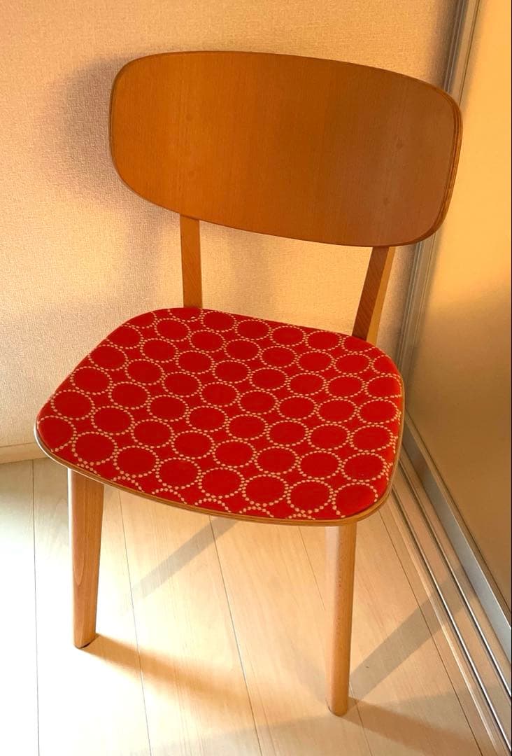 ヒロシマ　マルニ　ラウンディッシュ　ミナペルフォネン　張座　1 Roundishチェア（張座) | 【公式】マルニ木工オンラインショップ | maruni