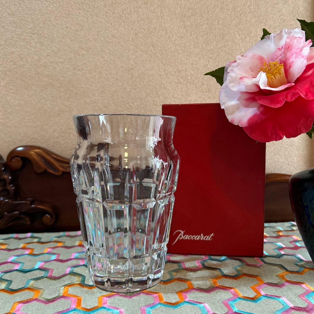 バカラ、凛とした佇まい、高さ17.5センチの花瓶、未使用。 バカラ花瓶」の人気商品一覧 | 安い商品を通販サイトから探す - 価格.com