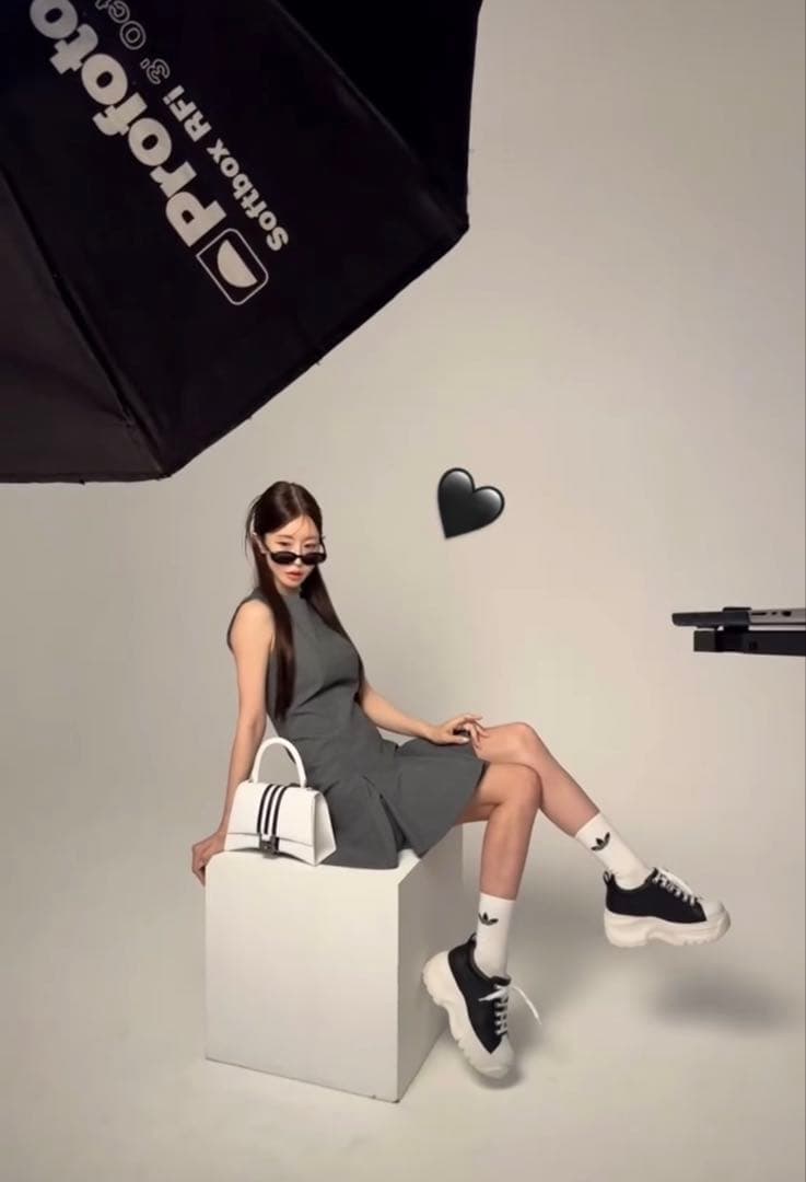 鈴木亜美さん新作厚底スニーカー Lサイズ - メルカリ