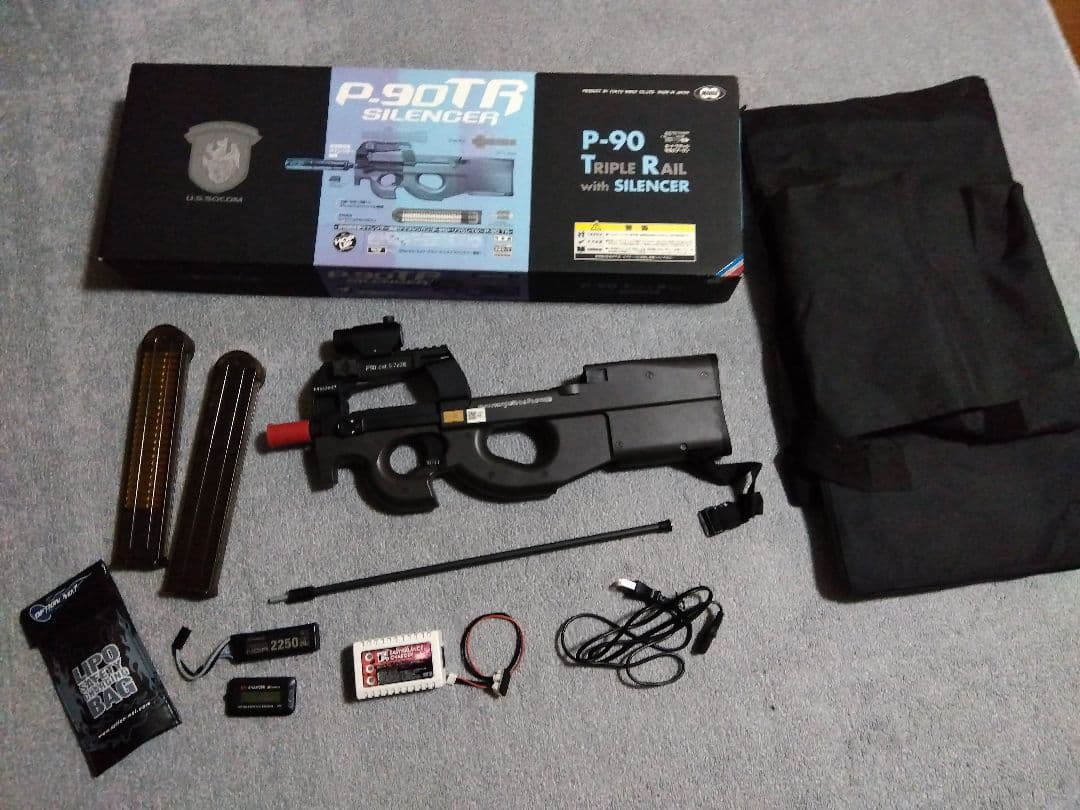P-90 エアソフトガン　カスタム品
