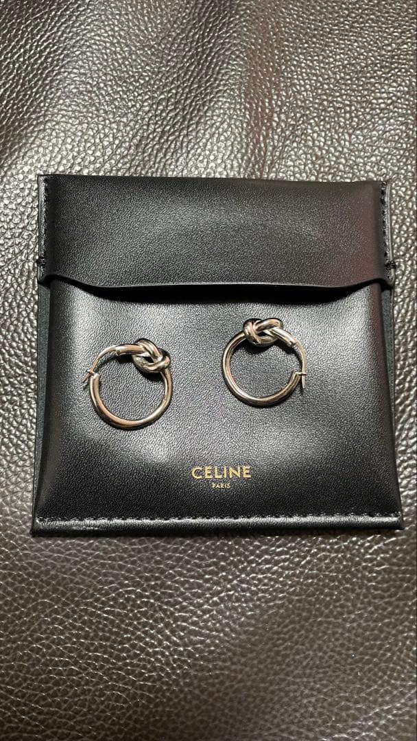 celine ノットピアス ◇すぐ届く◇【CELINE】ノット スモールフープ ピアス Giftに