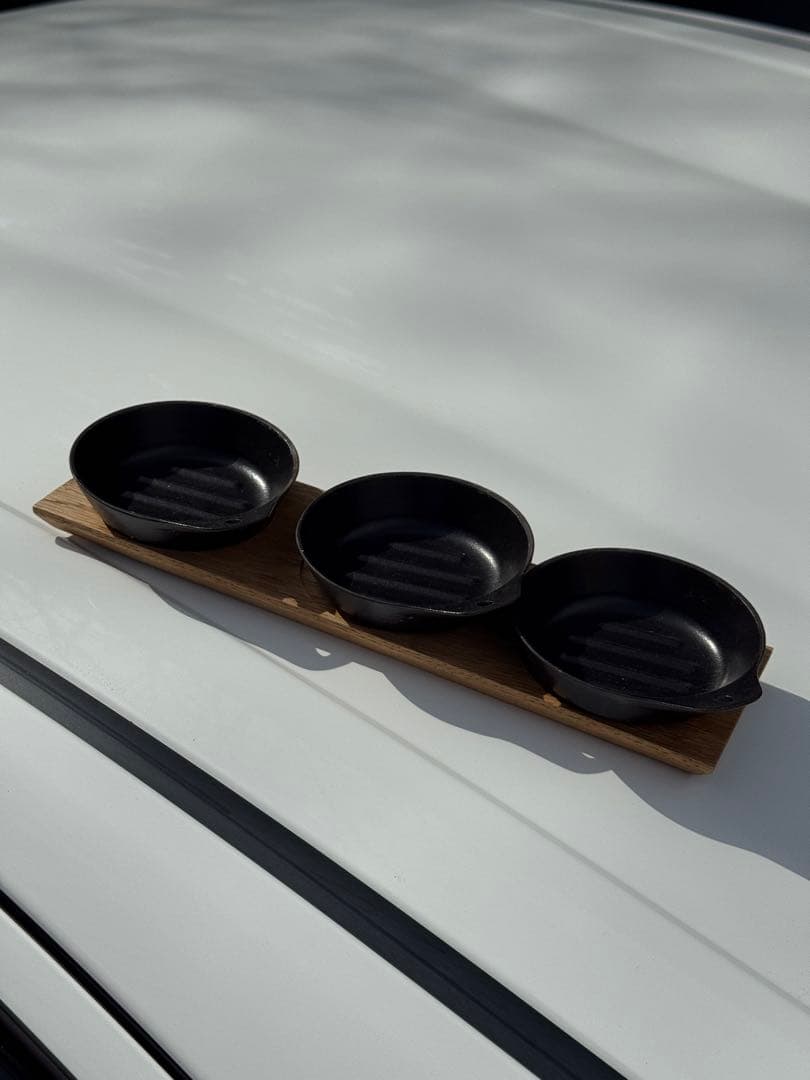 美品！“VERMICULAR” ミニスキレット&土台セット - メルカリ