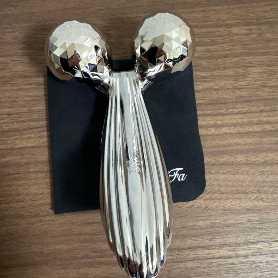 ReFa 美顔ローラー ダブルボール - メルカリ