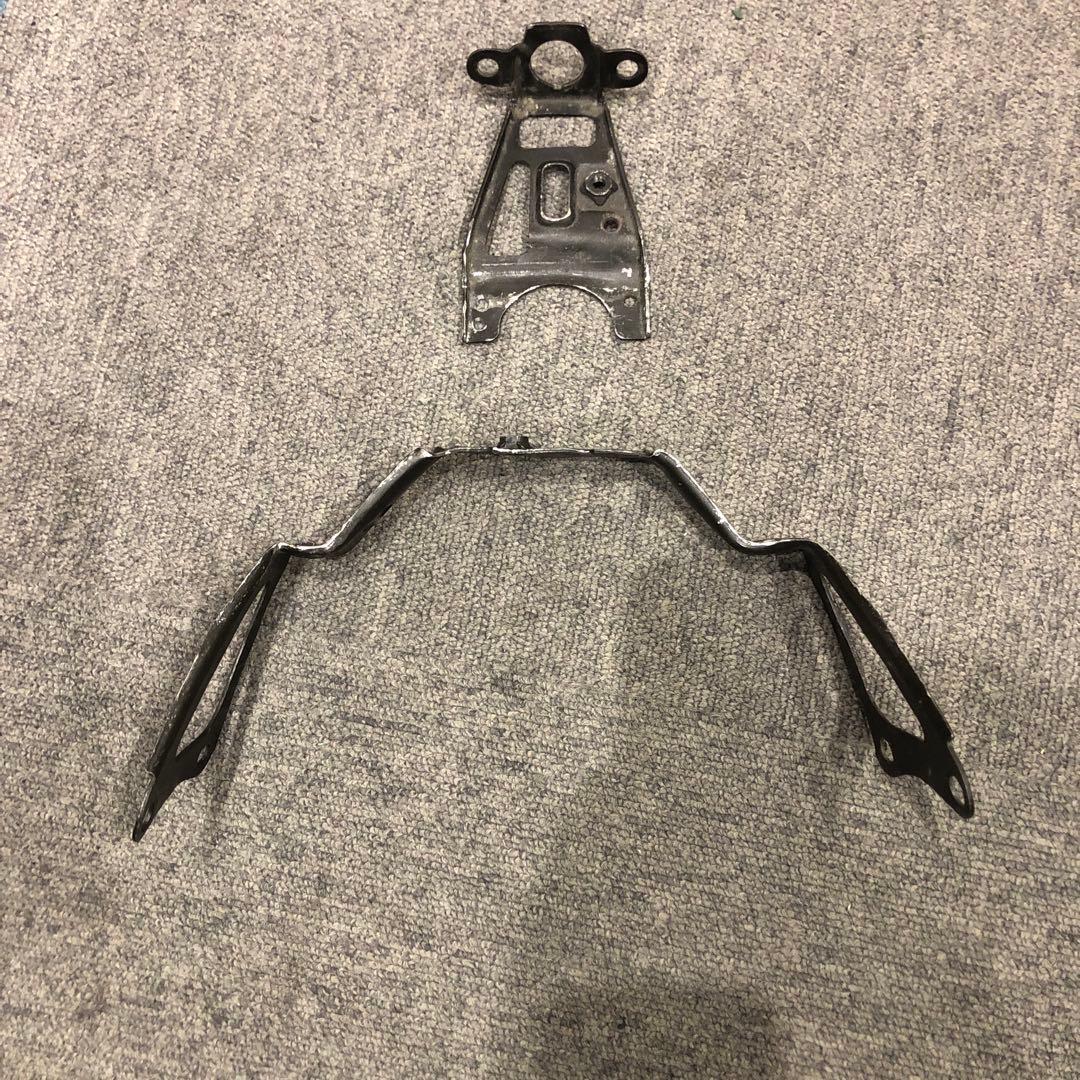 CBR400Fシートロックステー - メルカリ