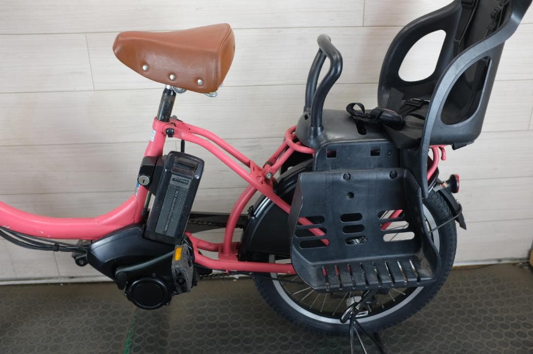 D*u様 BS アシスタ　20インチ　3段　8.7Ah（4点灯）充電器あり