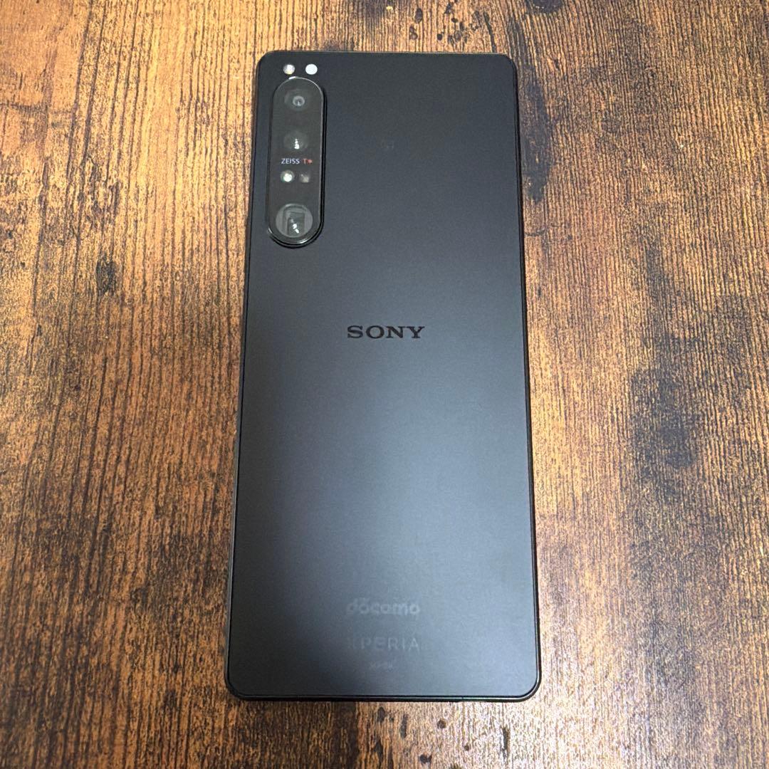 美品 SONY Xperia1 iv ブラック docomo版 256GB Xperia1 IV SO-51C ブラック【docomo版SIMフリー】|中古スマートフォン