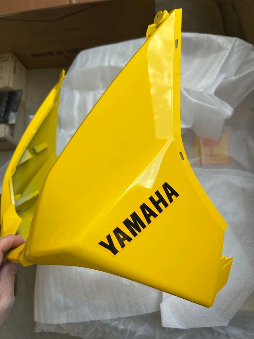 Yamaha BW's125 純正イエロー外装(カウル)セット - メルカリ