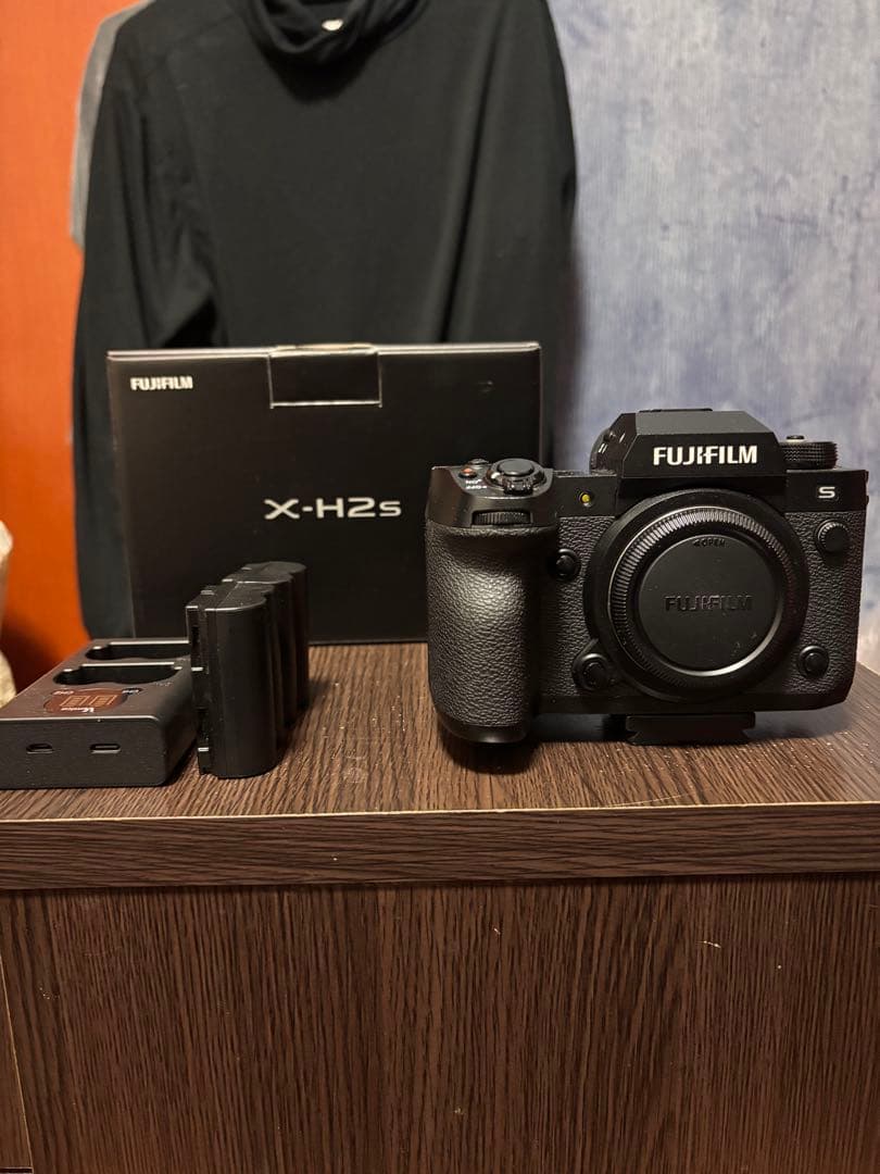 FUJIFILM デジタル一眼 X-H2S ボディ ブラック Amazon.com : Fujifilm X-H2S Mirrorless Camera Body - Black