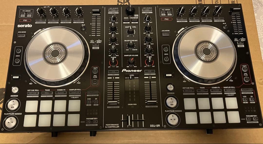 Pioneer DDJ-SR DJコントローラー DDJ-SR (archived) Portable 2-channel controller for Serato DJ