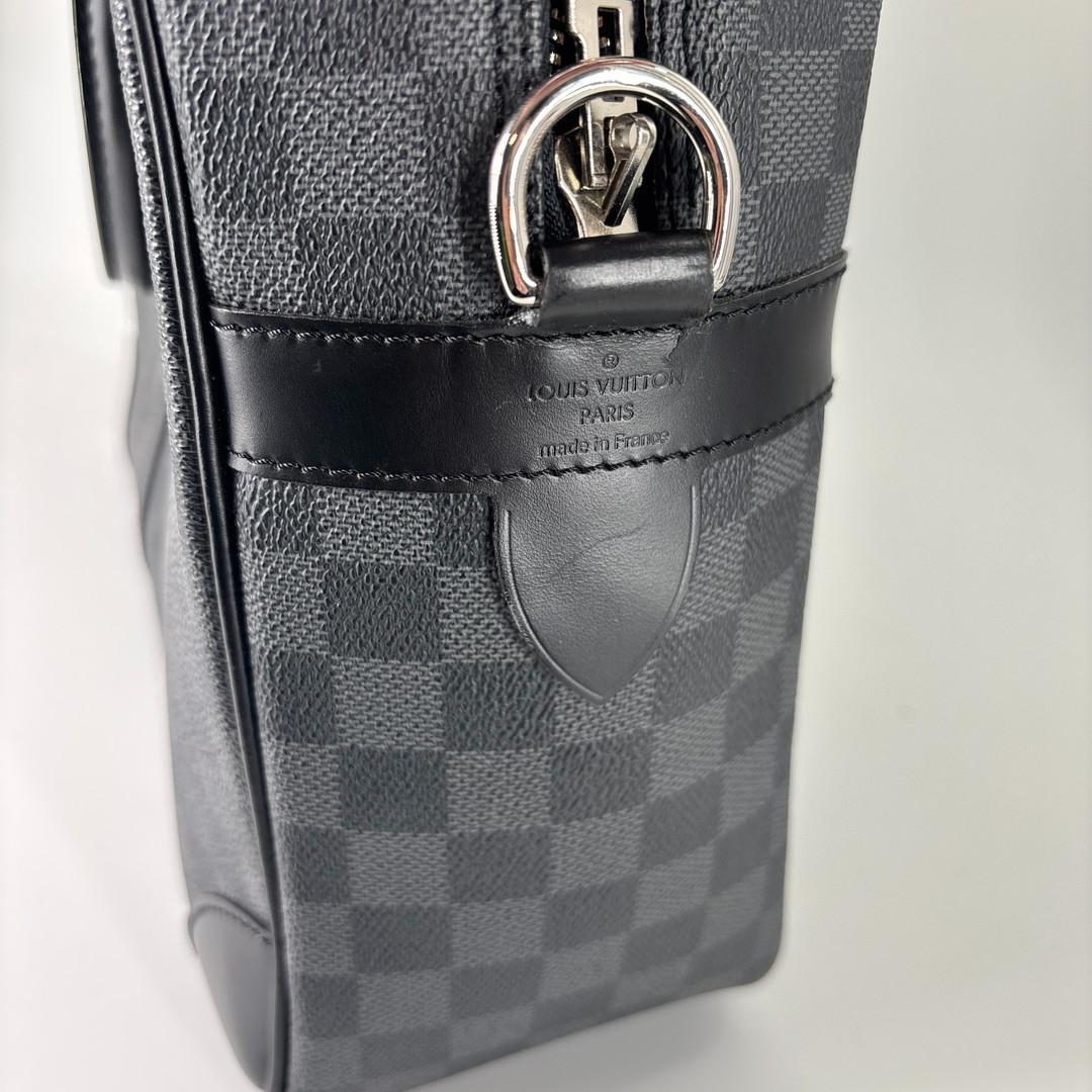 超極美品 ルイヴィトン ダミエグラフィット PDV GM ビジネスバッグ