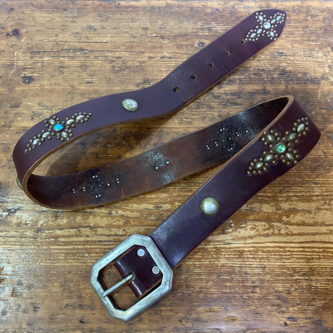 HTC元職人 SAMMY'S STRAPS クロスデザイン スタッズ ベルト - メルカリ