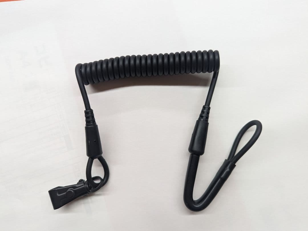 ピストルランヤード　拳銃吊り紐 ピストルランヤード 板ナスカン付き スパイラルコード [ オリーブ