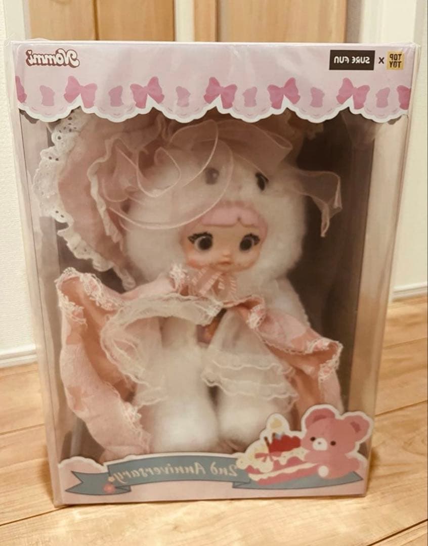 トップトイ　nommi 2周年　アニバーサリー400%ウサギぬいぐるみ Nommi 2nd アニバーサリー限定400% デイジー うさぎ ぬいぐるみ - メルカリ