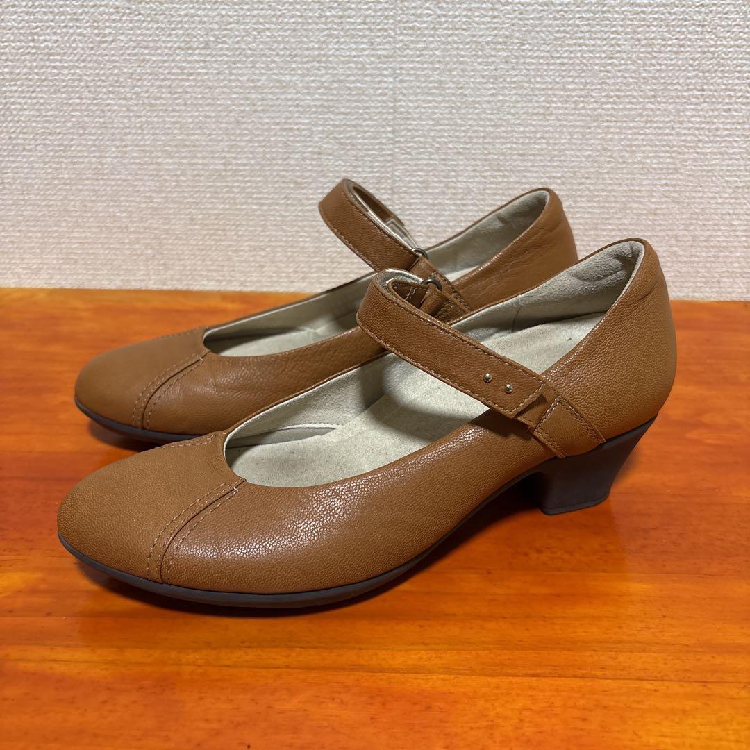 アシックス ペダラ 茶 ブラウン 22.5cm ストラップパンプス パンプス