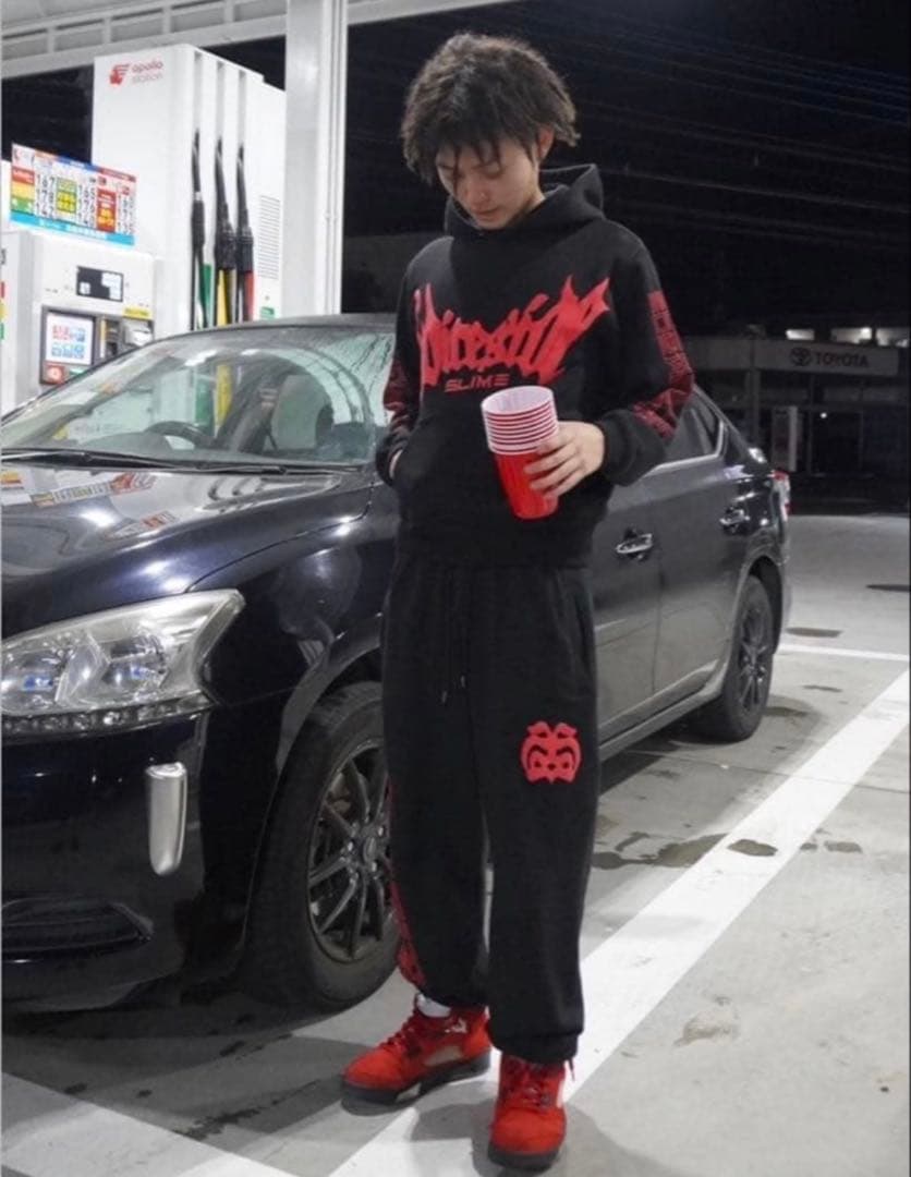 endless made 赤 パーカー セットアップ jahxncho再販なし - メルカリ