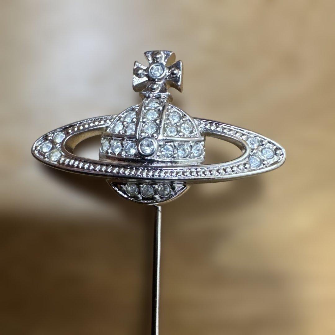 VivienneWestwoodヴィヴィアンウエストウッド ラペルピン - メルカリ