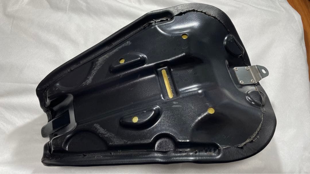 BILTWELL CHAMPIONシート バーチカルタックロール ソロシート - メルカリ