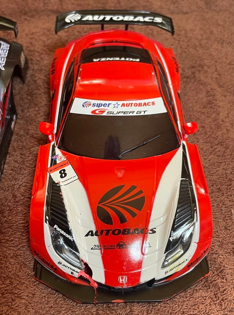 MINI-Z NissanとFerrari Enzoのラジコンカーセット。 - メルカリ