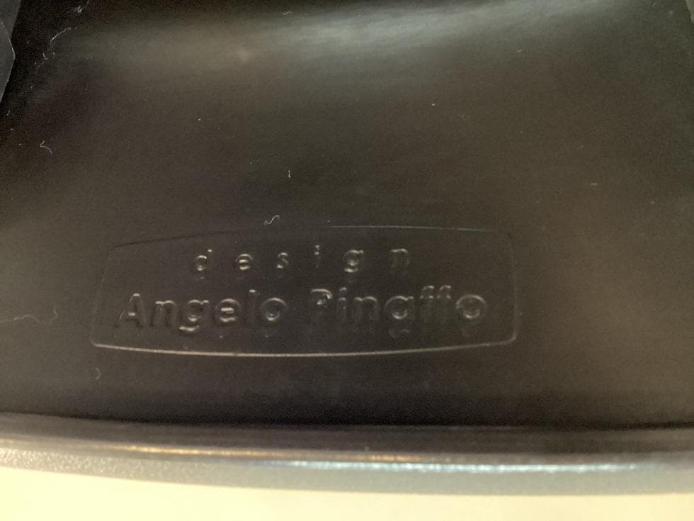 N出品　イタリア製　在庫４脚　２脚セット　コスカチェア　ブラック