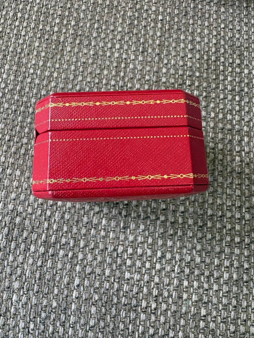 現行品 極美品カルティエ ピアス イヤリング 空箱 ケース - メルカリ