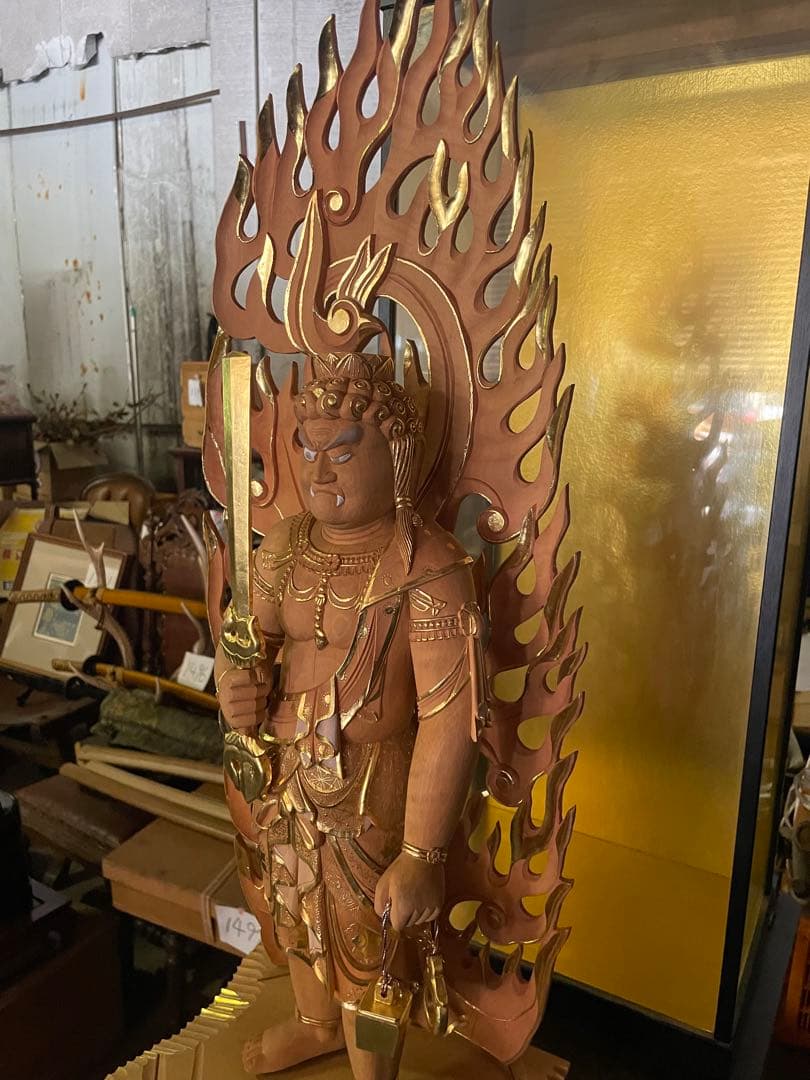 不動明王立像　金泥 高さ78cm 香木 、仏教美術 高68cm 仏像 木彫 寺院