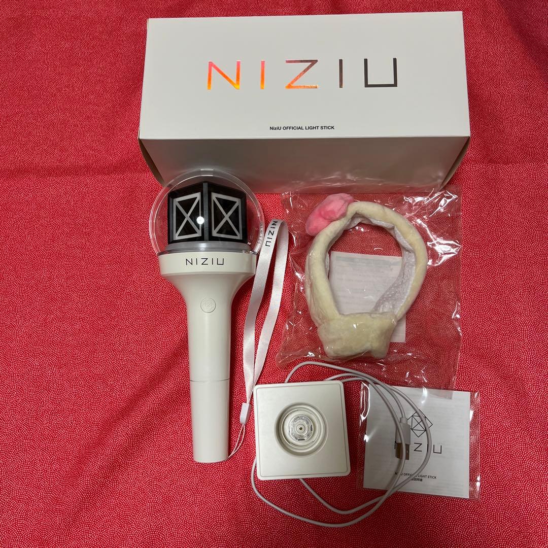 NIZIU 公式ペンライトスティック アヤカカバー付き 箱・説明書付
