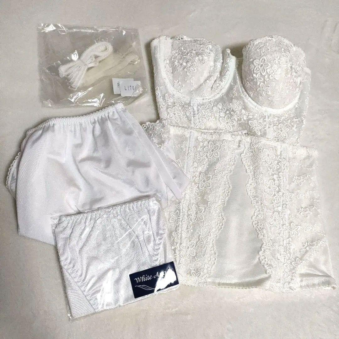 ホワイト ブライダルインナー C75 - メルカリ