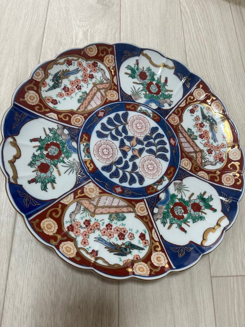 有田焼 秀峰窯 大皿 金彩染錦花鳥文輪花 34cm - メルカリ