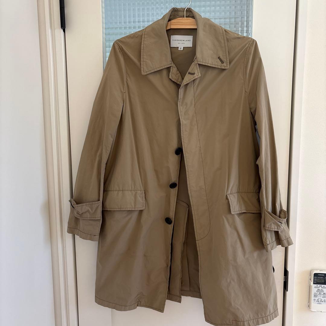 TOMORROWLAND ベージュ トレンチコート - メルカリ