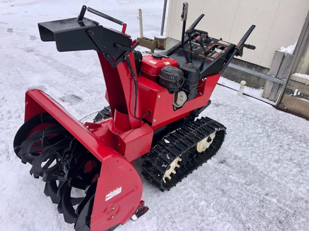 し*君様 運賃一部無料!ホンダ除雪機HS980 HST無断変速 フル電動リモコン 運賃一部無料 ホンダ除雪機HS980 HST無断変速 フル電動リモコンシューター