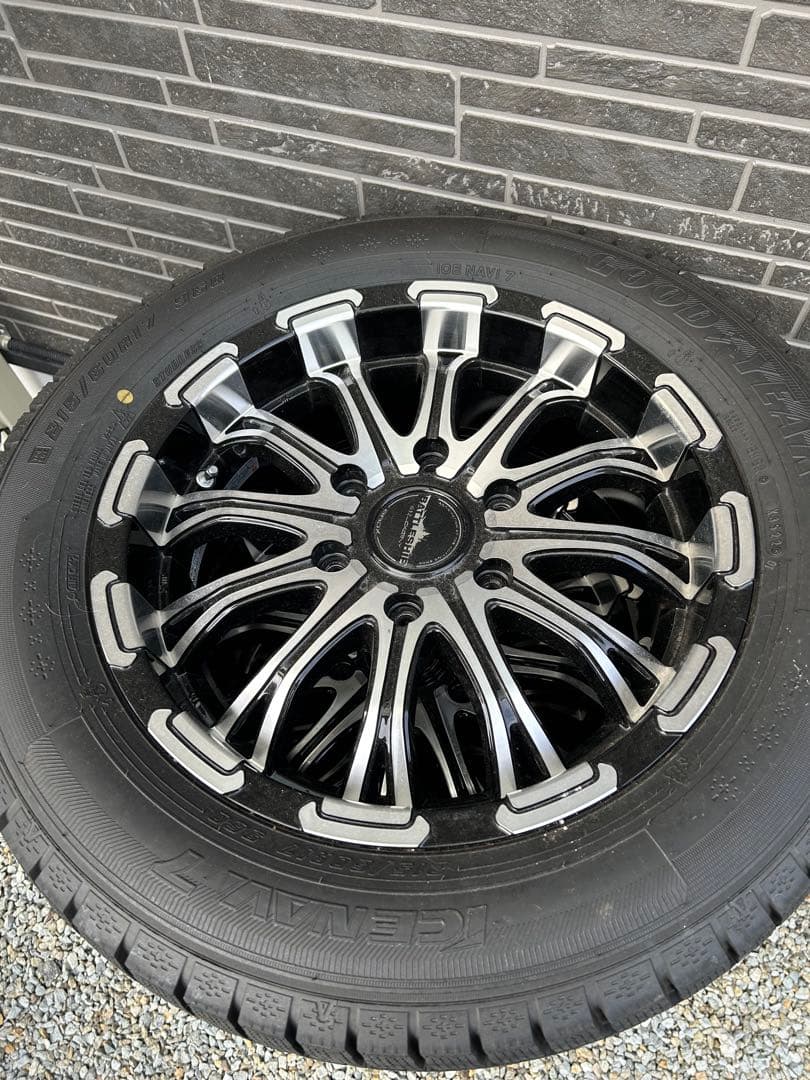 ハイエーススタットレスタイヤ4本セット 楽天市場】ハイエース スタッドレスタイヤ 4本セットの通販