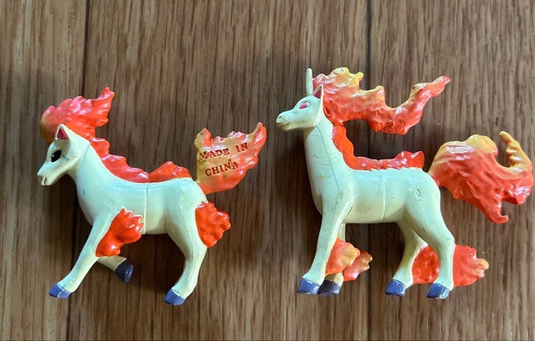 モンコレ初期　ポニータ　ギャロップ TOMY モンコレ 初期 ポニータ・ギャロップ進化2点セット【希少】1071