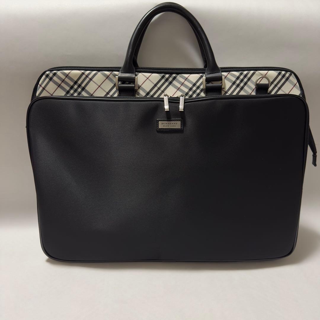 未使用級✨16→17名様のいいね✨大人気 バーバリーブラックレーベル