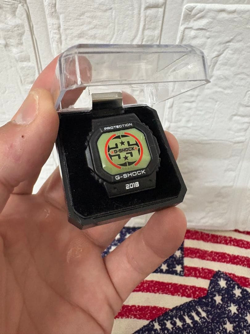 ٩( ᐛ )وG-SHOCKフィギュア&ノベルティ5点セット☆台座欠品(^_-)