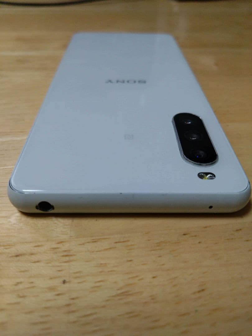 SONY Xperia 10 III（A102SO）ホワイト 本体 - メルカリ
