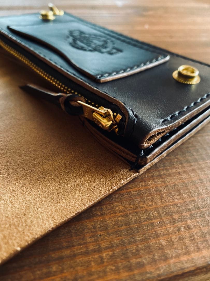 HORSE BUTT】TL03-74ロングトラッカーウォレット - メルカリ