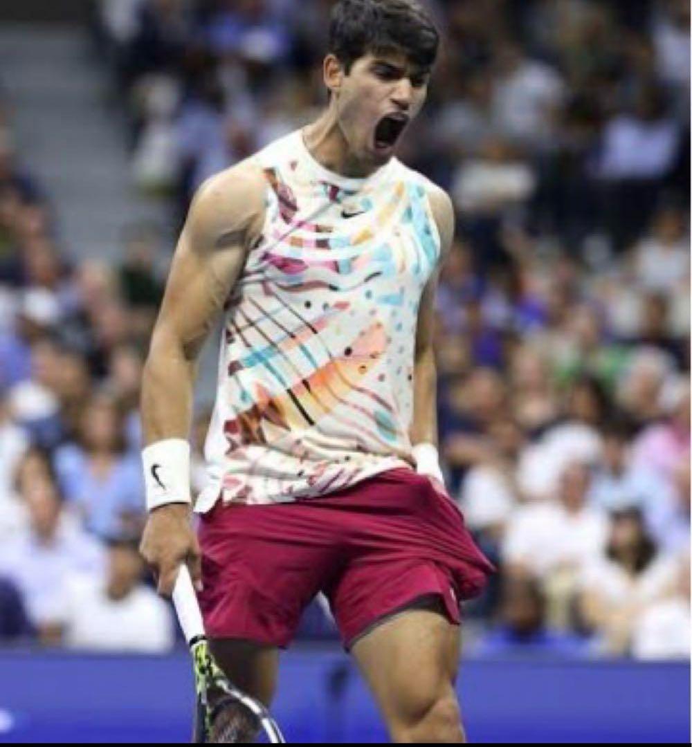 ナイキ アルカラス着用 全米2023 Tシャツ - メルカリ