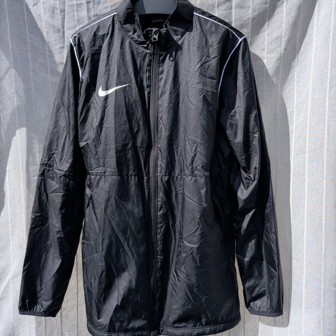 Nike ブラック ナイロンジャケット Mサイズ - メルカリ