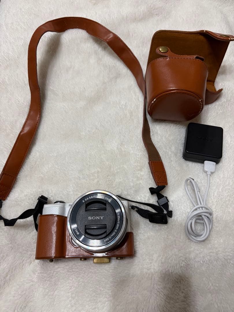 【ジャンク】SONY α ミラーレスカメラ 16-50mm α5000 ソニー