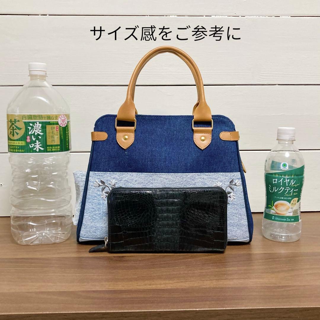 デニムリメイク 本革 2wayハンドバッグ 底板底鋲 刺繍花柄 no.1