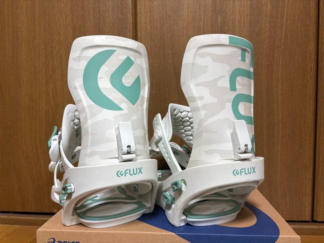 FLUX XF 限定モデル 戸塚モデル Mサイズ FLUX 限定生産 XF 戸塚優斗モデル | SPINY 公式ブログ ｜スノーボード