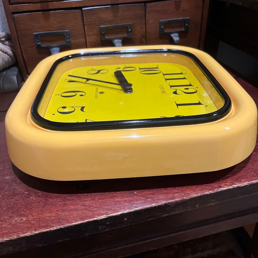 昭和レトロ ポップ FORTUNE JEWELRY QUARTZ 壁掛け時計 - メルカリ