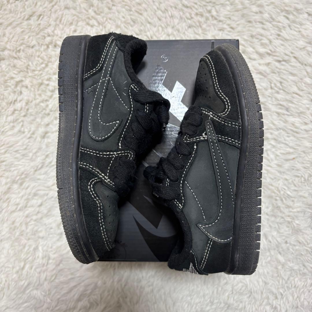 Travis Scott Air Jordan 1 Low ブラックファントム 誰もが一度は履いてみたい