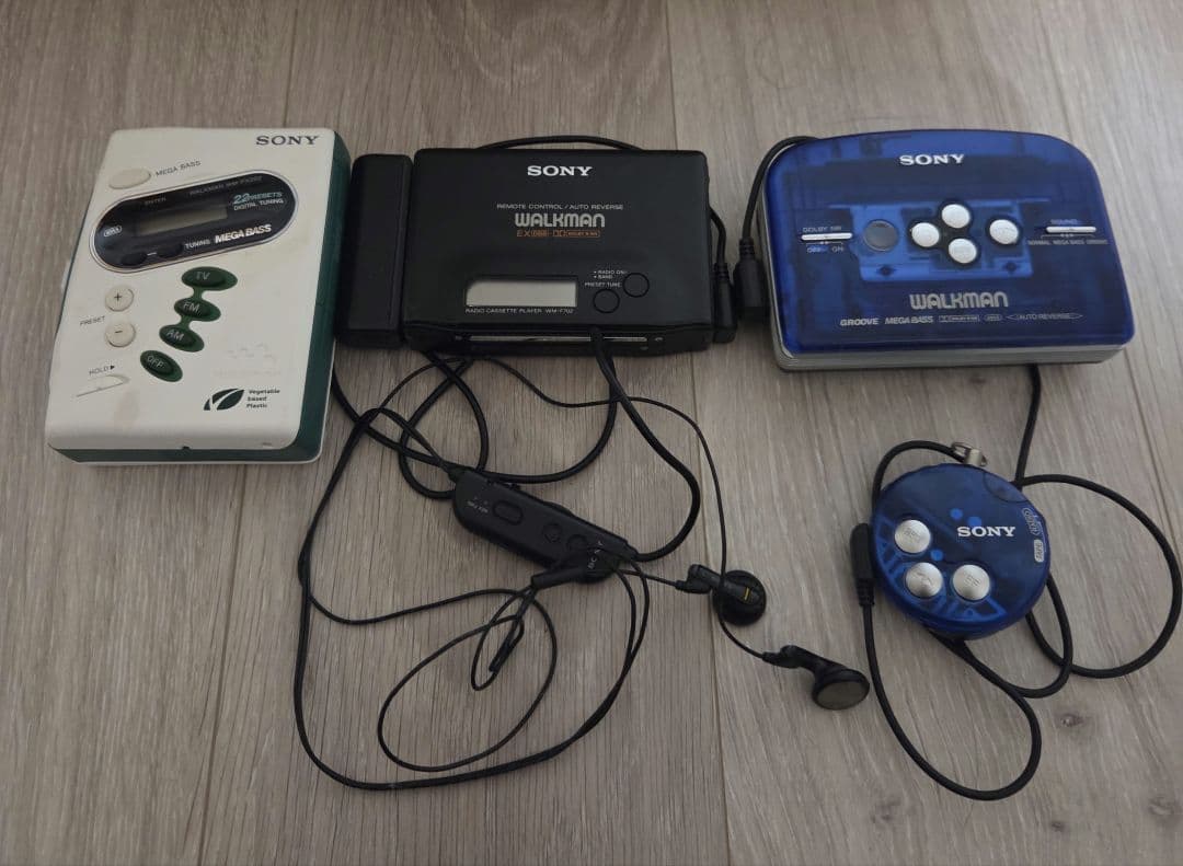 ソニーウォークマン　3個まとめ売り　訳あり ソニー ウォークマン ZXシリーズ 64GB NW-ZX300 : Bluetooth/microSD