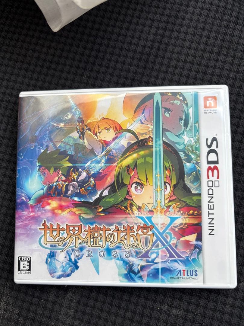 世界樹の迷宮X (ニンテンドー3DS) - メルカリ