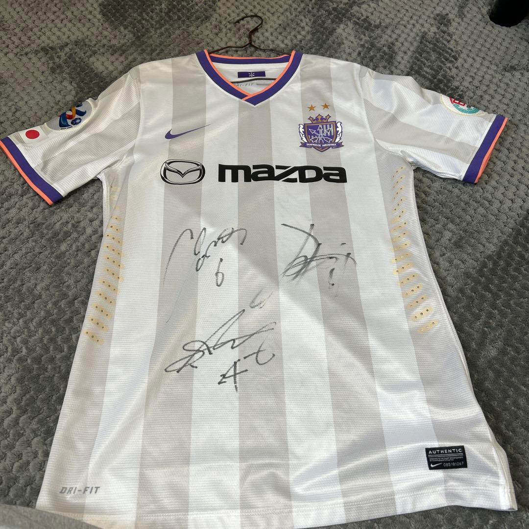 サンフレッチェ広島 サイン入り ユニフォーム - メルカリ