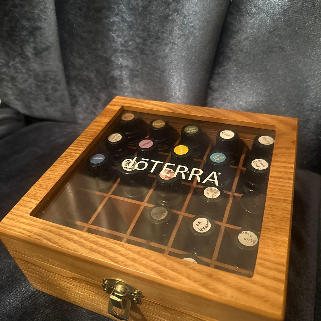 ドテラ アロマオイル エッセンシャルオイル 木箱セット - メルカリ