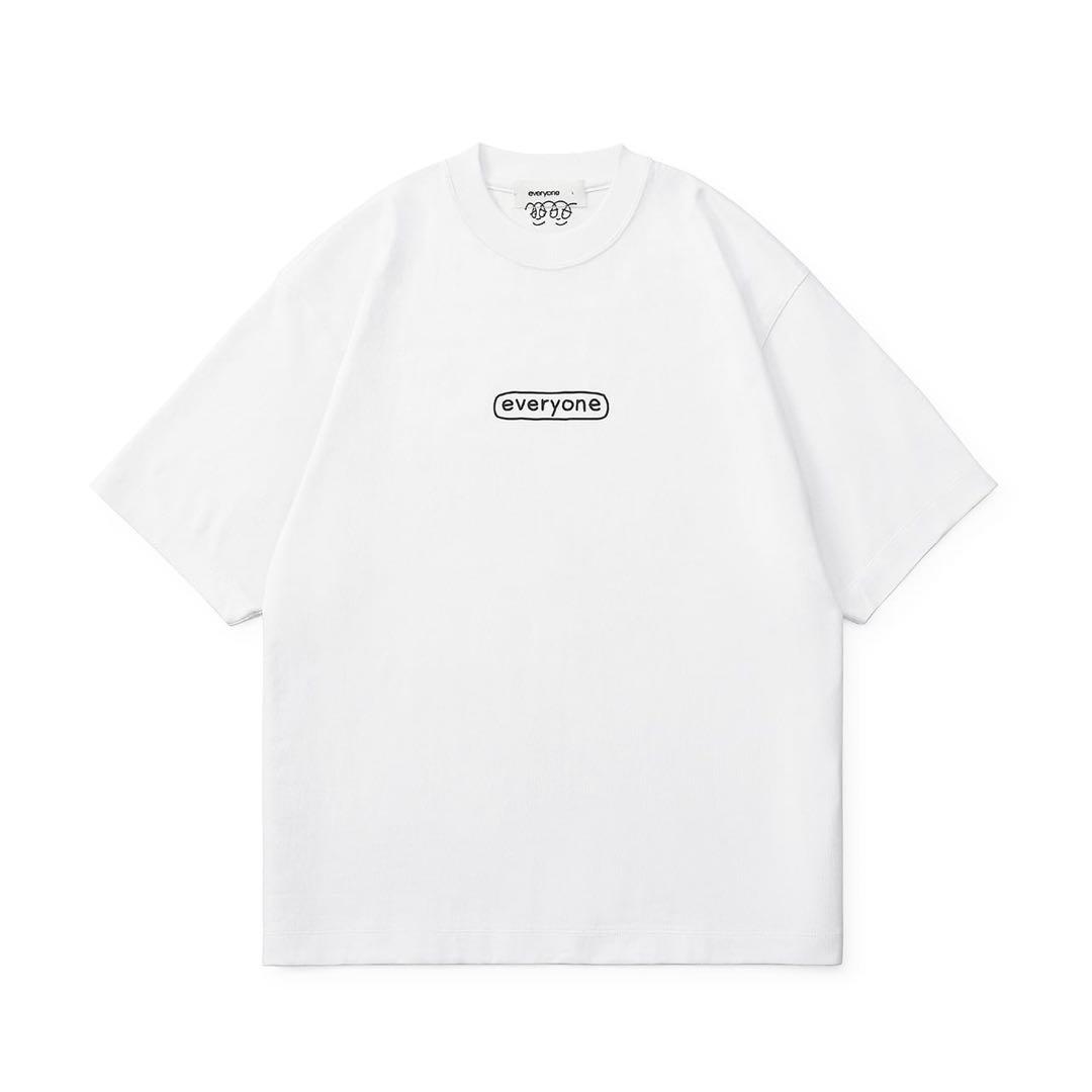 エブリワン everyone j.30000 logo short tee - メルカリ