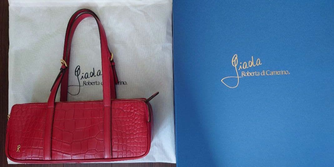 ジャーダ ロベルタディカメリーノ トートバッグ TOKYO 赤 - メルカリ