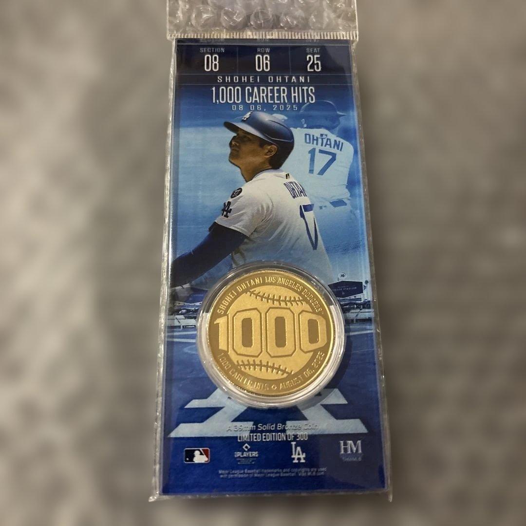 MLBドジャース大谷翔平MLB通算1000本安打記念アクリルプレート（付） MLBドジャース大谷翔平MLB通算1000本安打記念アクリルプレート（コイン付）